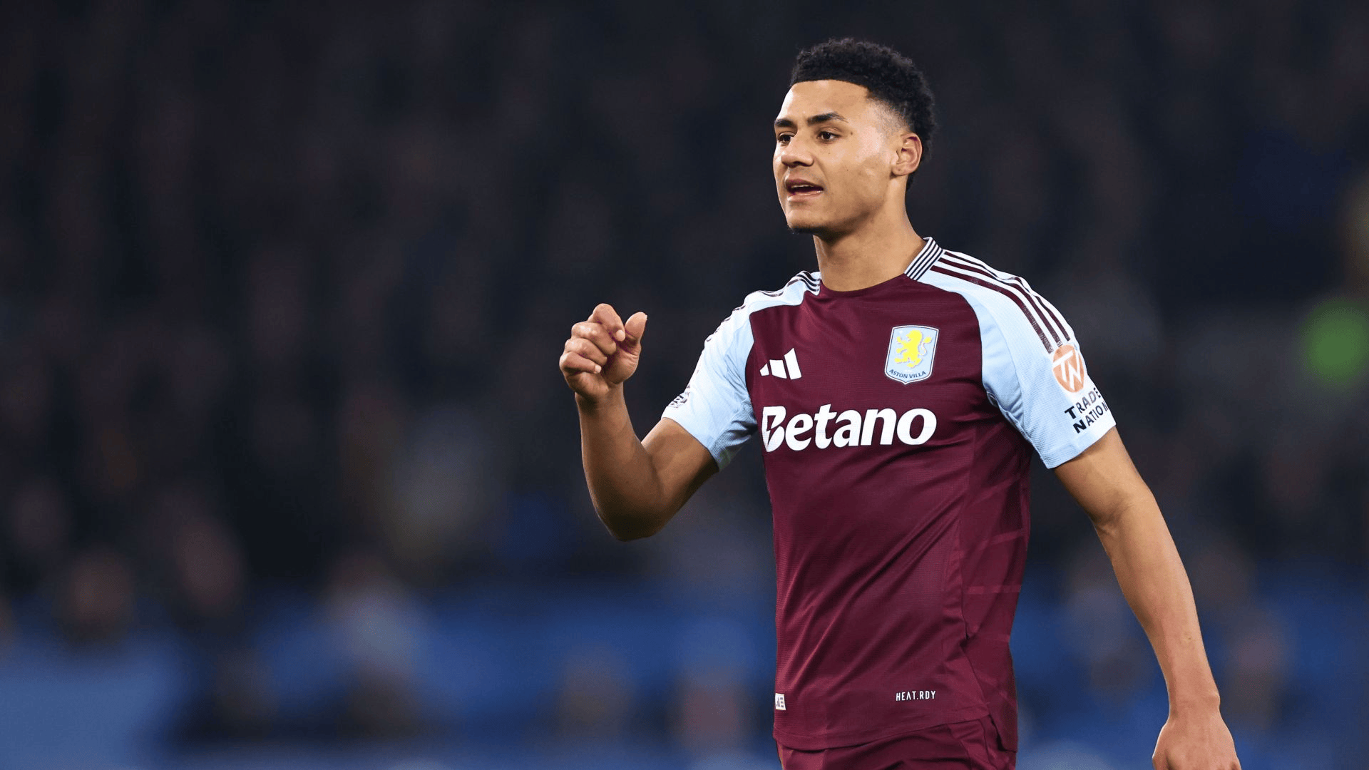 队报评法甲第14轮最佳阵：托万助朗斯登顶领衔，巴黎无人入选（法甲第14轮最佳阵容出炉：托万率朗斯登顶，巴黎无人上榜）