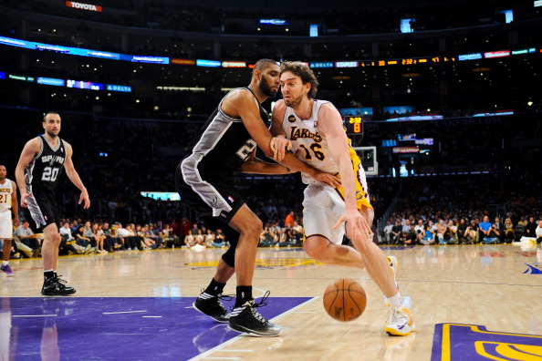 入不了安帅法眼，安东尼本赛季已贡献5球2助，仍未被安帅征召（赛季5球2助仍难打动安帅，安东尼依旧未获征召）