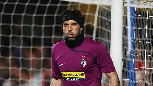 热议申花输球：尽力了但没运气，最大问题是锋线终结能力（申花失利引热议：拼到最后却差运气，锋线终结乏力成最大短板）