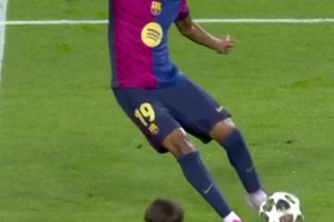 巴蒂：劳塔罗和小蜘蛛可以一起上，但其中一人必须做出牺牲（巴蒂：劳塔罗与小蜘蛛可同场，但必须有人作出牺牲）