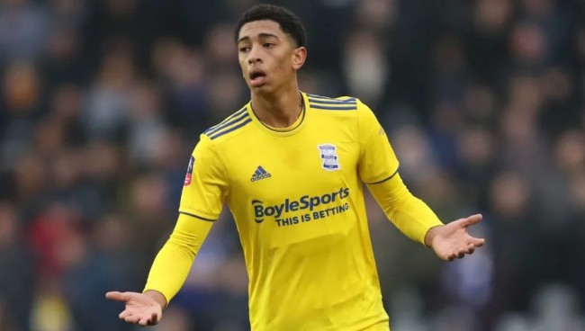 3-2！石川祐希9分+二连胜 詹内利绝杀 尼科洛夫21分难救主（3-2逆转！石川祐希砍9分助两连胜，詹内利绝杀，尼科洛夫21分难挽败局）