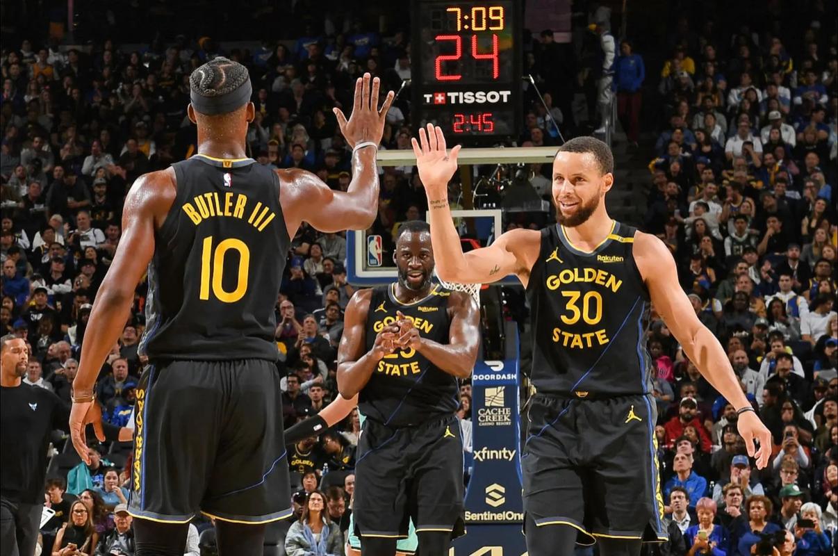 欧洲五大联赛本轮焦点比赛总结（本轮欧洲五大联赛焦点战盘点）