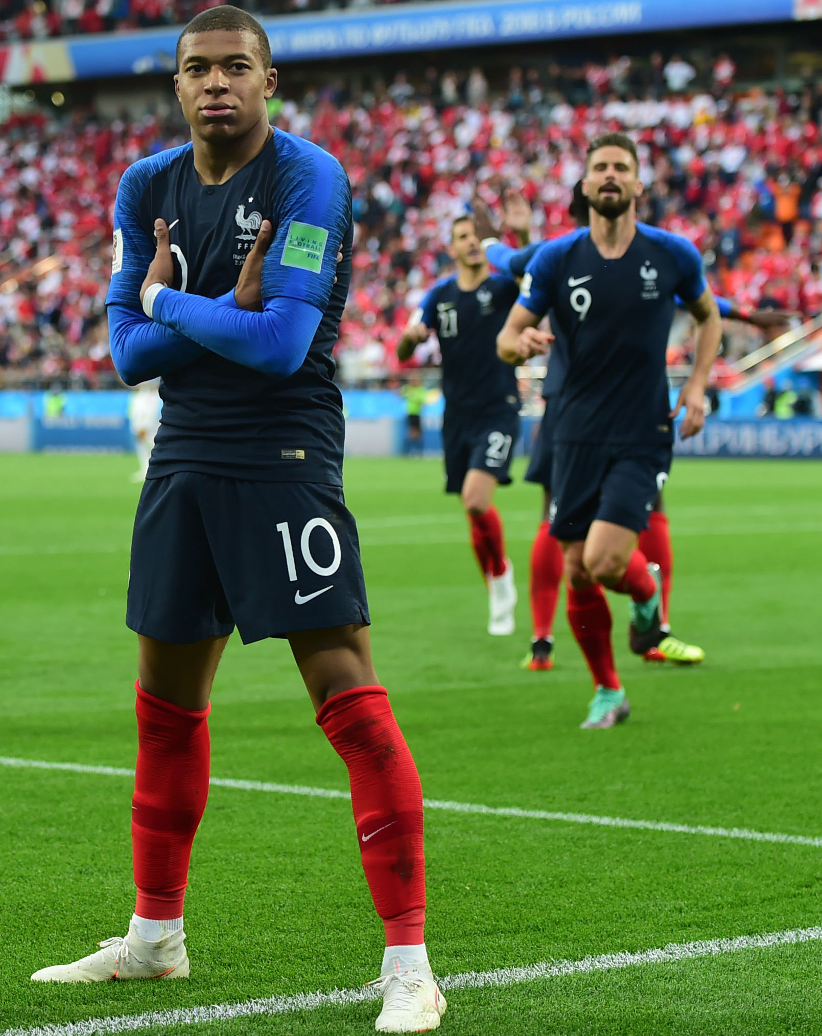 意媒：尤文两位防线伤员凯利和卡瓦尔有望在国际比赛日后复出（意媒：尤文后防二将凯利、卡瓦尔有望在国际比赛日后复出）